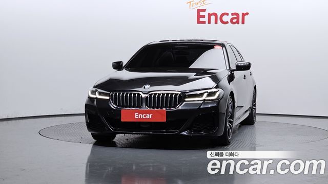 BMW 5 Series G30 523d M Sport - фото 2