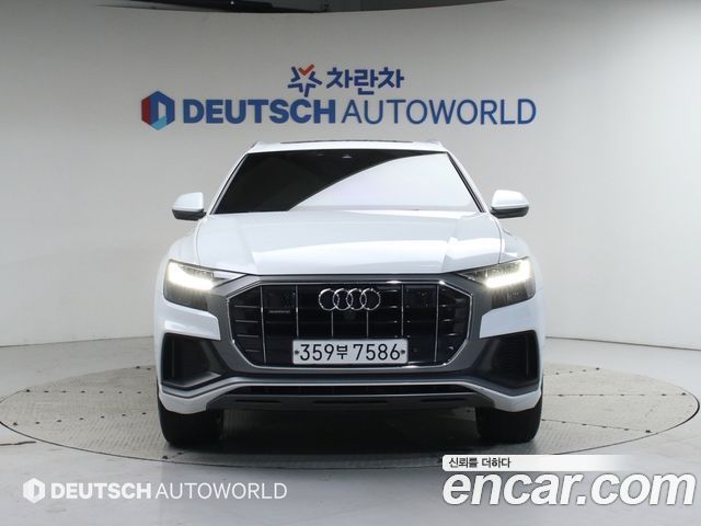 Audi Q8 50 TDI Quattro Premium - фото 2