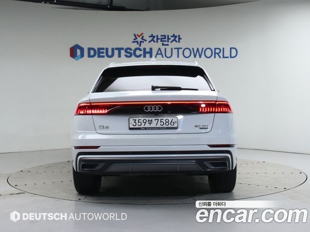 Audi Q8 50 TDI Quattro Premium - фото 3