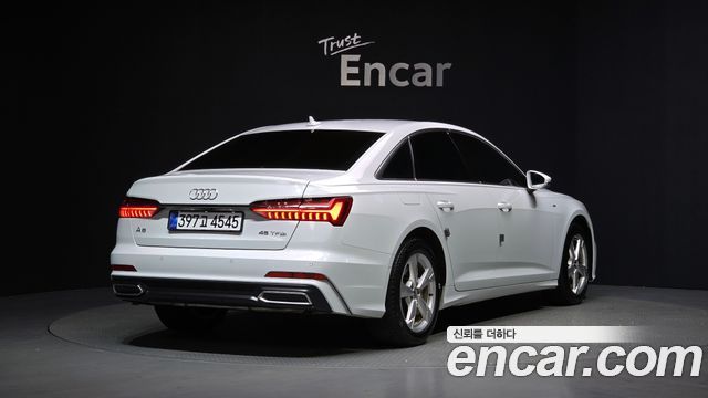 Audi A6 C8 45 TFSI - фото 1