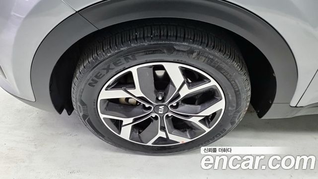Kia Sportage The Bold Diesel 2.0 2WD Prestige - фото 4