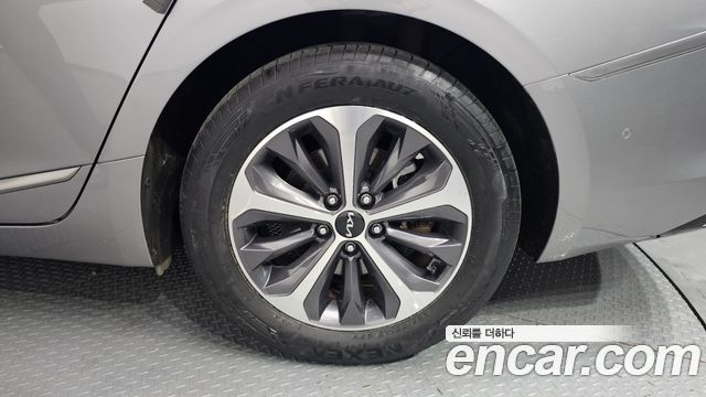 Kia K8 гибрид Noblesse - фото 4