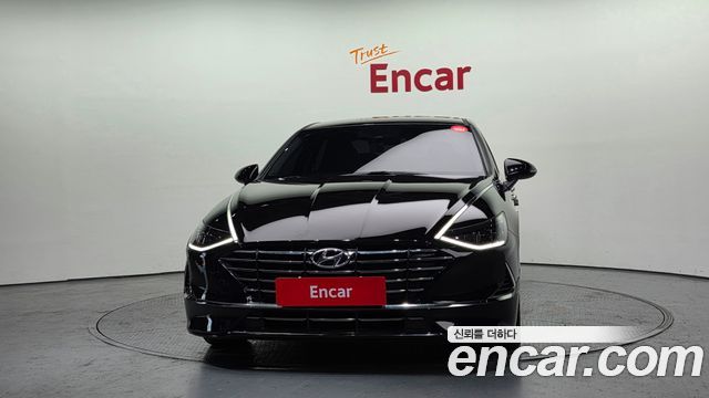 Hyundai Sonata DN8 2.0 Premium - фото 2