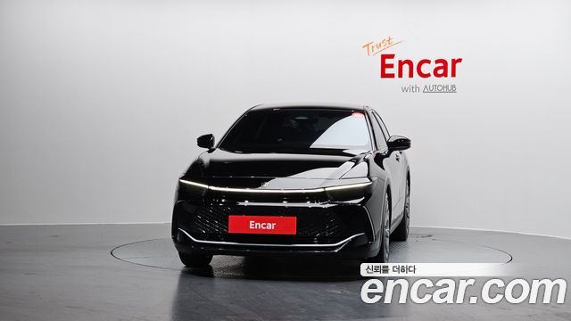Toyota Crown Crossover 2.5 4WD Hybrid - фото 2
