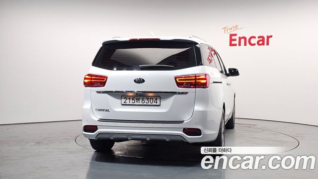 Kia Carnival New 9-Seater Noblesse Special - фото 3