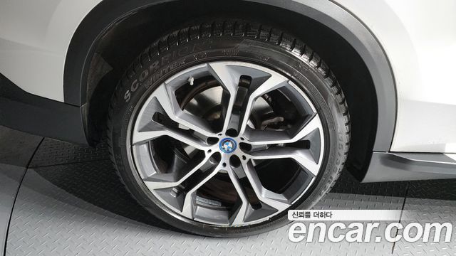 BMW X5 G05 xDrive 45e xLine - фото 4