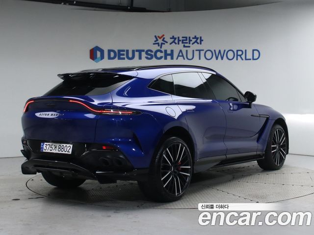 Aston Martin DBX 4.0 V8 707 - фото 1