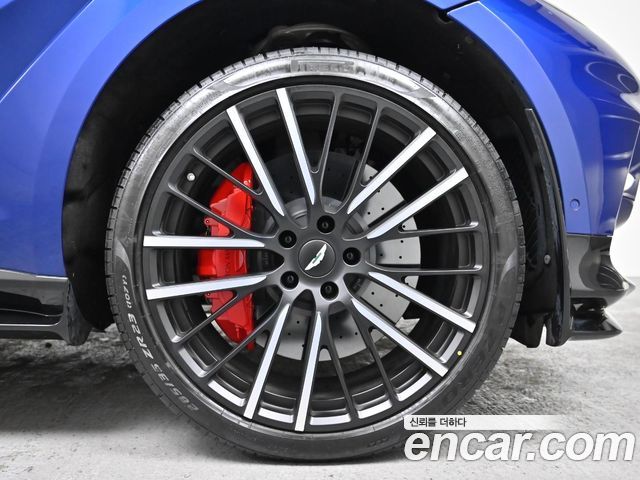 Aston Martin DBX 4.0 V8 707 - фото 4