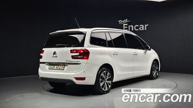 Citroen / DS C4 Spacetourer 2.0 BlueHDi Shine+ - фото 1