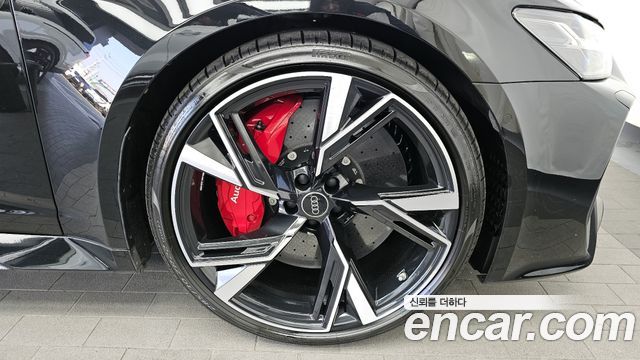 Audi RS6 C8 4.0 TFSI Quattro Avant Performance - фото 4