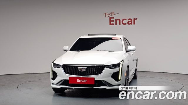Cadillac CT4 2.0 Sport - фото 1