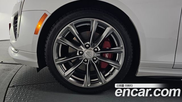 Cadillac CT4 2.0 Sport - фото 3