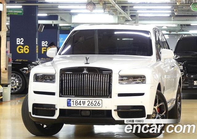 Rolls-Royce Cullinan 6.7 V12 Black Badge - фото 0