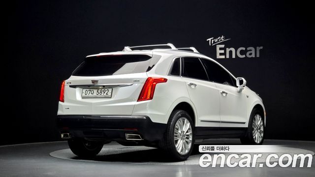Cadillac XT5 3.6 Premium Plus AWD - фото 1