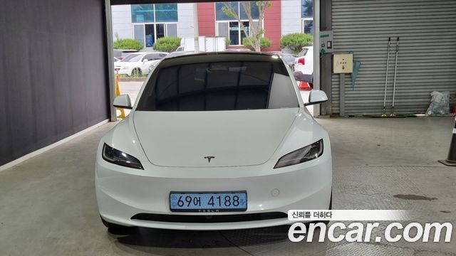 Tesla Model 3 Premium Long Range RWD - фото 0