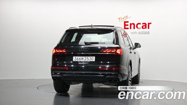 Audi SQ7 4.0 TFSI Quattro - фото 3