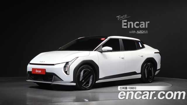 Kia EV4 Long Range 2WD Air - фото 0