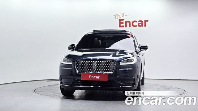 Lincoln Corsair 2.0 Reserve AWD - фото 2