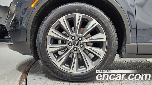 Lincoln Corsair 2.0 Reserve AWD - фото 4
