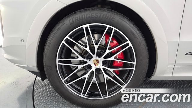 Porsche Cayenne PO536 4.0 GTS Coupe - фото 4