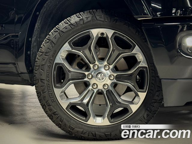 Dodge Ram Pick Up 5.7 - фото 4