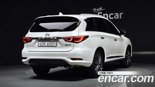 Infiniti QX60 3.5 AWD - фото 1