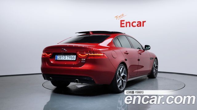 Jaguar XE 3.0 SC S - фото 1