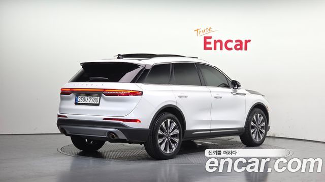 Lincoln Corsair 2.0 Reserve AWD - фото 1