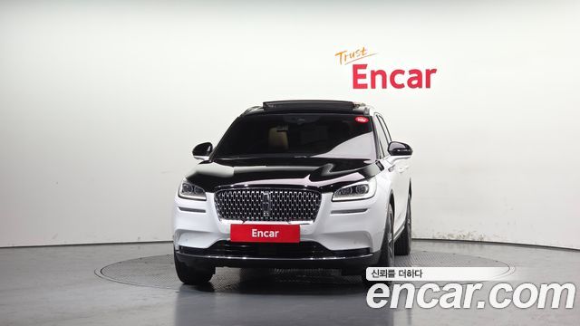 Lincoln Corsair 2.0 Reserve AWD - фото 2