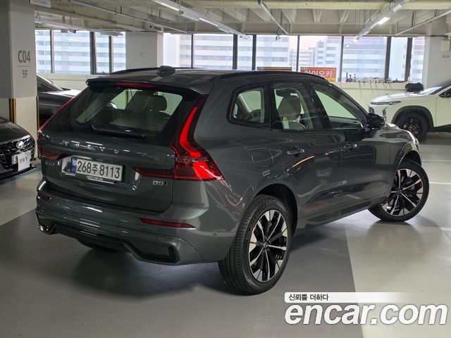 Volvo XC60 2-го поколения B5 Ultra Dark Air Sus - фото 1