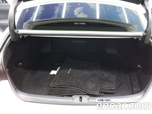 Lexus ES 300h 7-го поколения Luxury Plus - фото 4