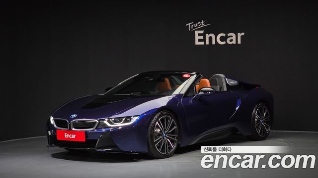 BMW i8 Roadster - фото 0