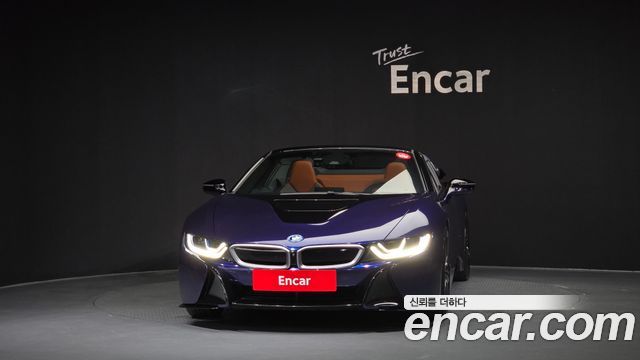 BMW i8 Roadster - фото 2