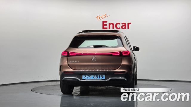Mercedes-Benz EQA H243 EQA250 AMG Package Plus - фото 3