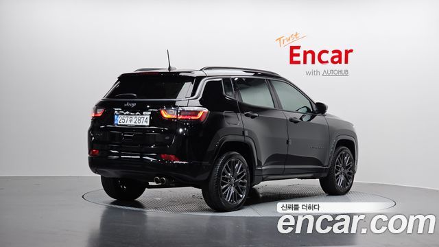 Jeep Compass 2-го поколения S 2.4 AWD - фото 1