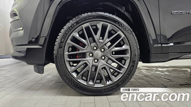Jeep Compass 2-го поколения S 2.4 AWD - фото 4