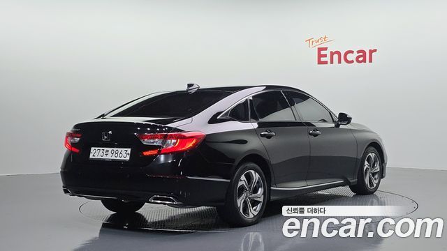 Honda Accord 10-го поколения 1.5 Turbo - фото 1