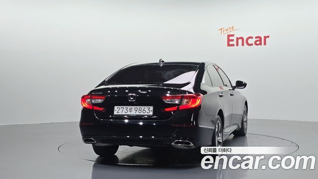 Honda Accord 10-го поколения 1.5 Turbo - фото 3
