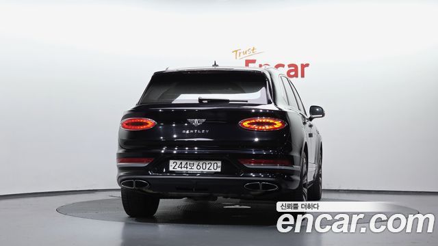Bentley Bentayga 4.0 V8 Azure - фото 3