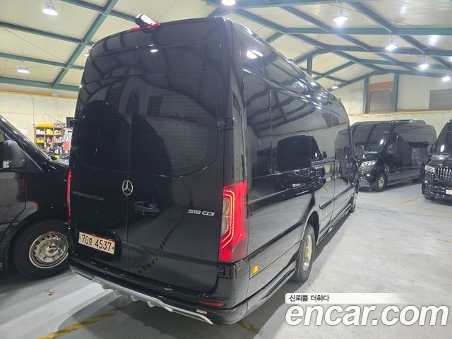 Mercedes-Benz Sprinter 3.0 Diesel W907 - фото 1