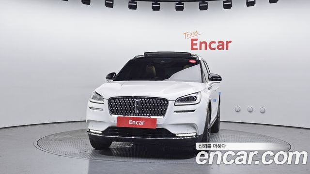 Lincoln Corsair 2.0 Reserve AWD - фото 2
