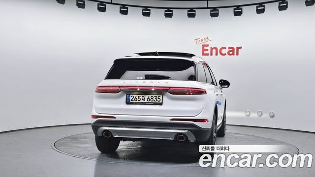 Lincoln Corsair 2.0 Reserve AWD - фото 3