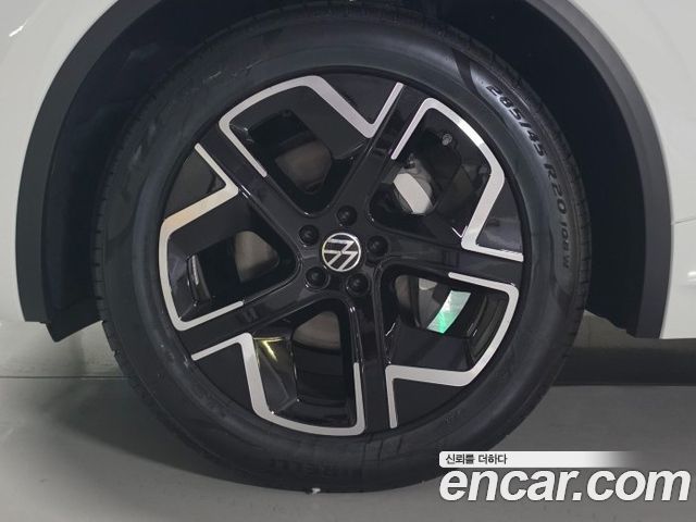 Volkswagen Touareg 3-го поколения 3.0 TDI Prestige - фото 4