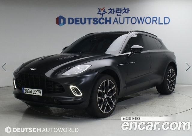 Aston Martin DBX 4.0 V8 - фото 0