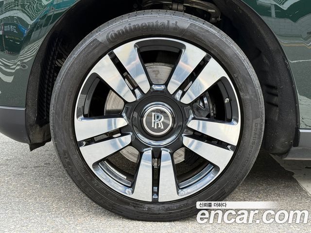 Rolls-Royce Cullinan 6.7 V12 - фото 4