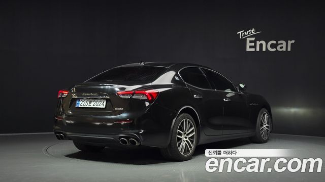Maserati Ghibli 3.0 Diesel 3rd - фото 1