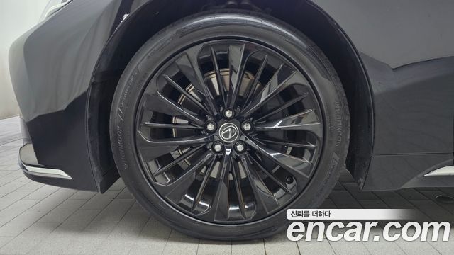 Lexus LS 500h 5-го поколения 3.5 Platinum AWD - фото 3