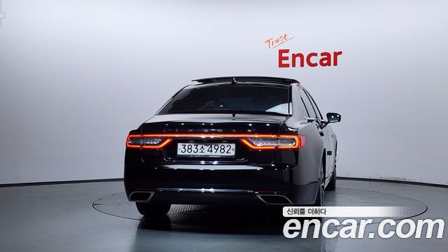 Lincoln Continental 10-го поколения 3.0 Black Label AWD - фото 3