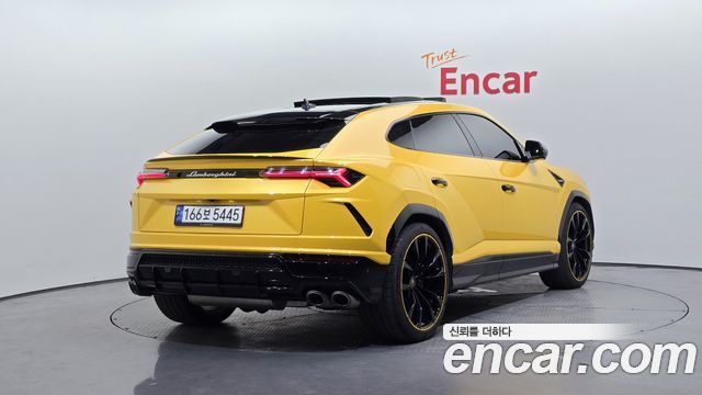 Lamborghini Urus 4.0 V8 - фото 1