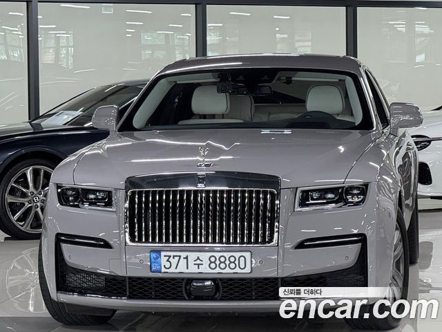 Rolls-Royce Ghost 2-го поколения 6.7 V12 - фото 0